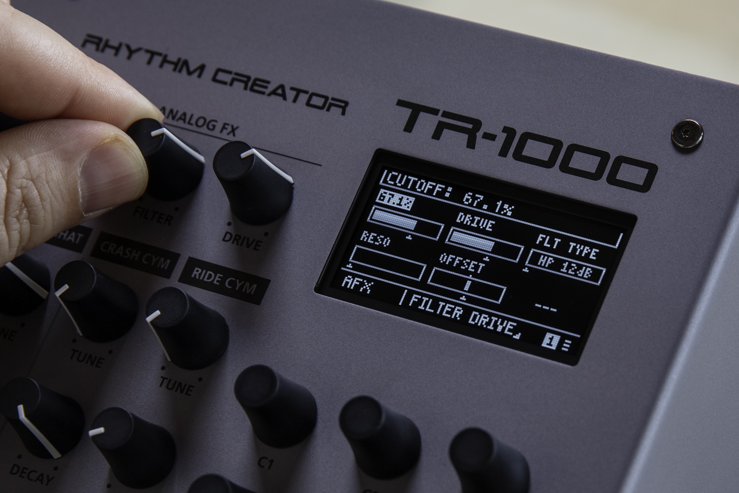 HARDWARE NEWS! The Roland TR-1000 Rhythm Creator